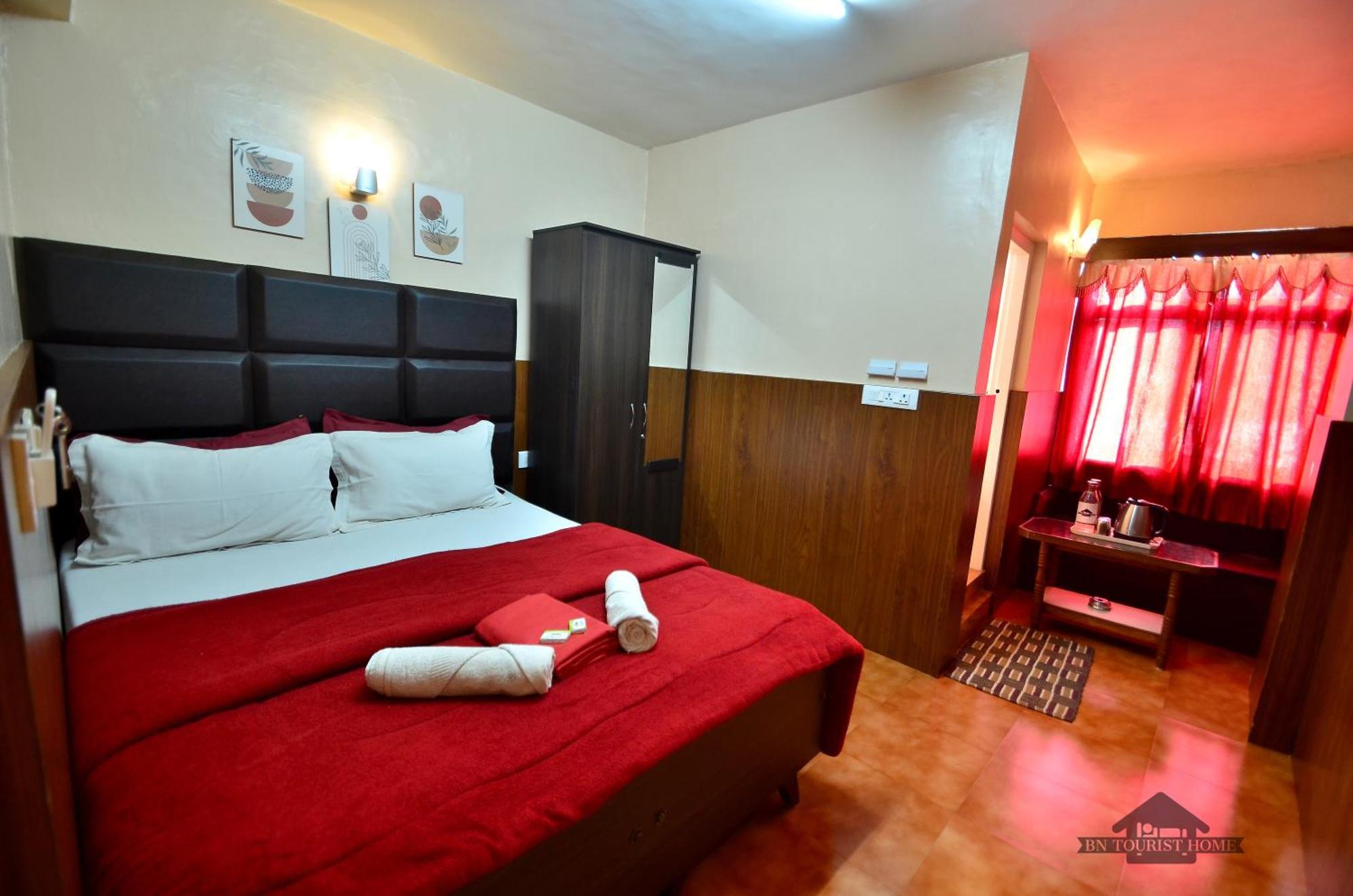 Bn Tourist Home Ooty Kültér fotó